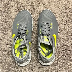 Nike Sneakers in Gray and Neon Yellow